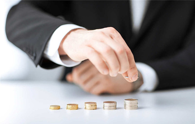 金融機(jī)構(gòu)委托的現(xiàn)貨交易員 職責(zé)、挑戰(zhàn)與職業(yè)價(jià)值